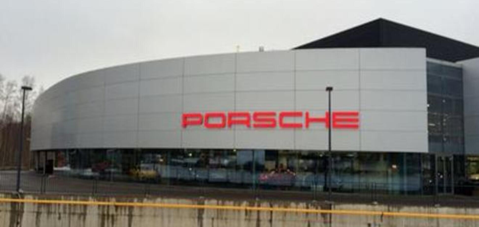Парадоксы авторынка России: время пересаживаться на Porsche