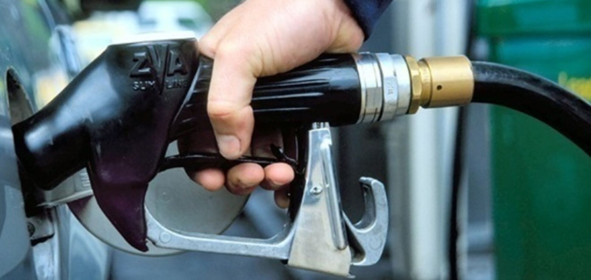 Цены на бензин в Украине прыгнули еще на 50 копеек: A-95 почти по 21 гривне