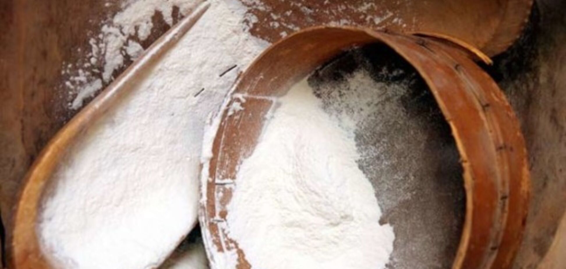 Эксперты назвали 13 продуктов, которые вызывают рак