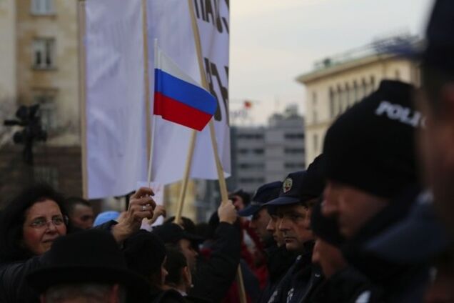 Болгарские правые депутаты признали аннексированные Крым и Севастополь 'частью России'