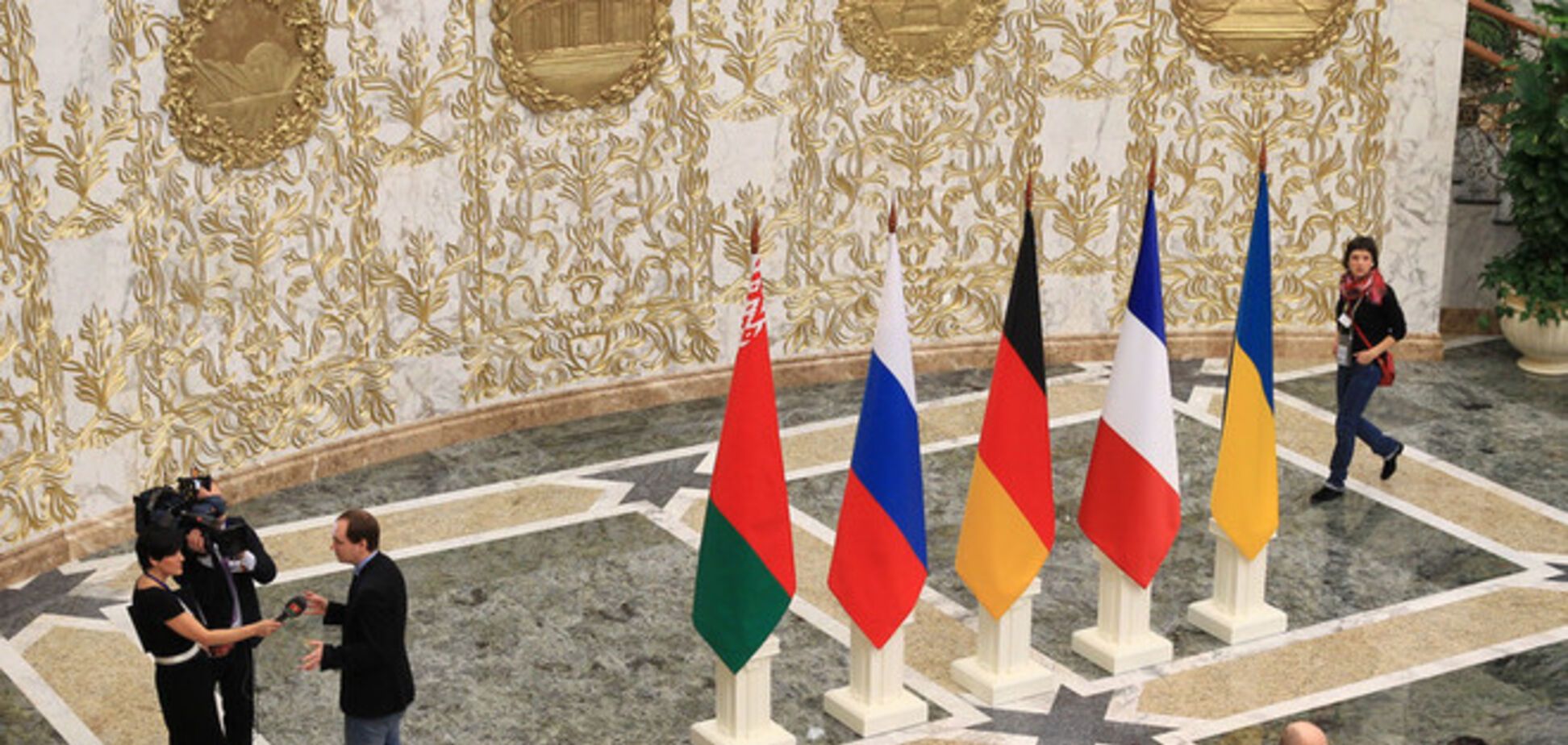 Понятно, что выигрывает Украина, а не Россия - журналист о минских переговорах