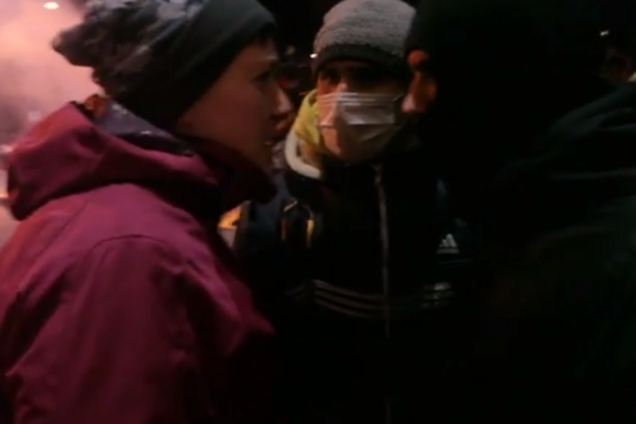 Летчица Савченко на линии огня между активистами и 'Беркутом': опубликованы уникальные кадры