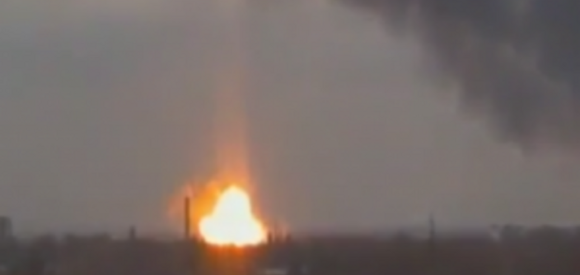 В Донецке взлетела на воздух база 'казаков': местные сообщают о десятках убитых боевиков