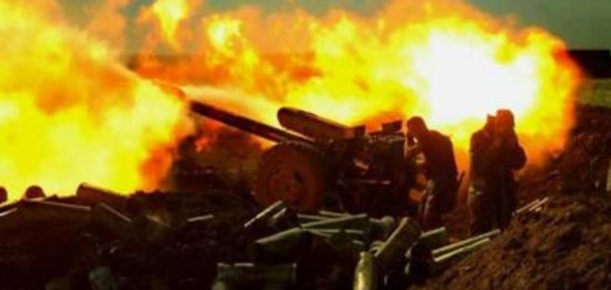 Террористы уничтожают Дебальцево 'Градом', город горит – МВД