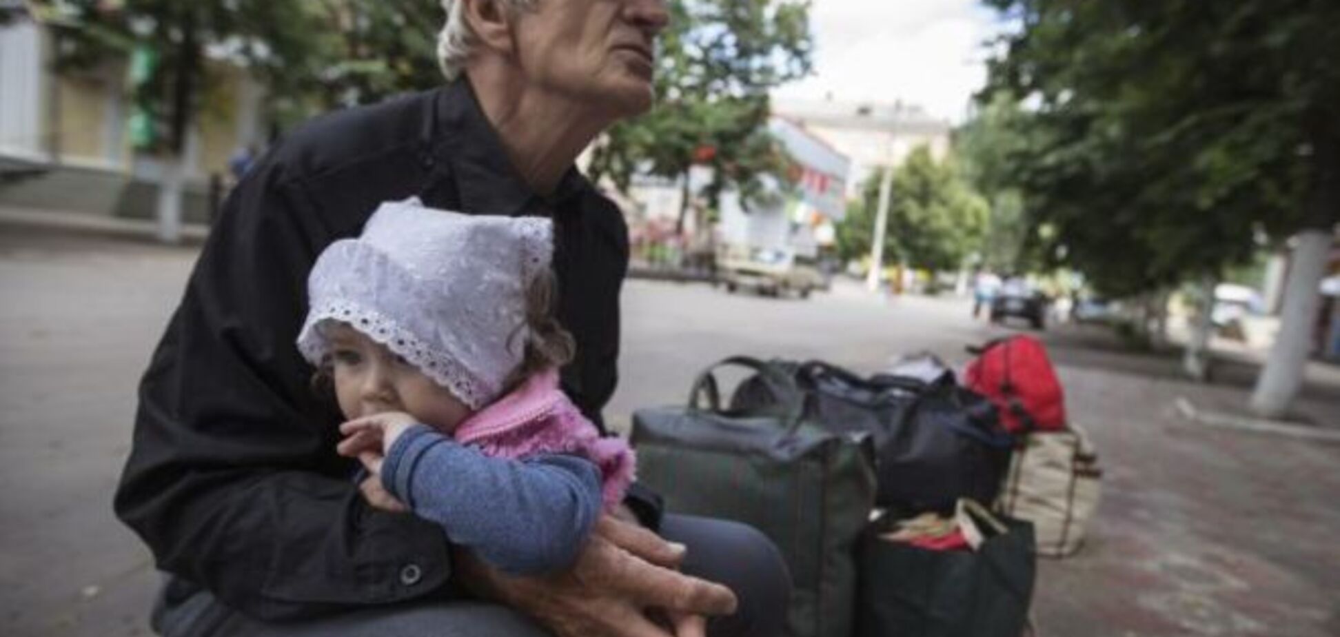 На переселенцев с Донбасса Кабмин выделит еще 3 млрд гривен