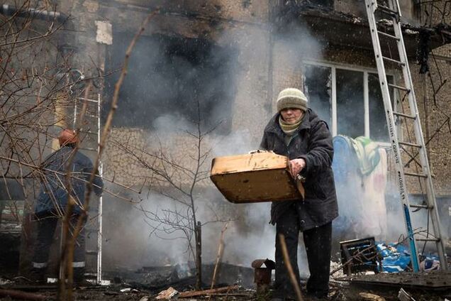 Боевики провели артобстрел жилого квартала в Донецке для российских СМИ