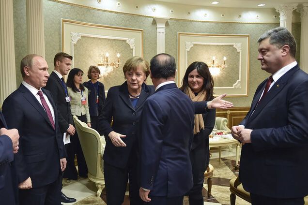 У Мінську Порошенко звертався до Путіна на 'ти', а той зривався на крик - Der Spiegel