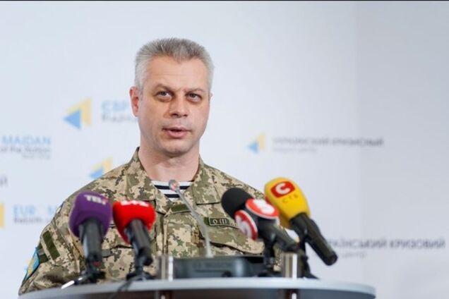 Україна не буде відводити важке озброєння, поки обстріли повністю не припиняться - РНБО