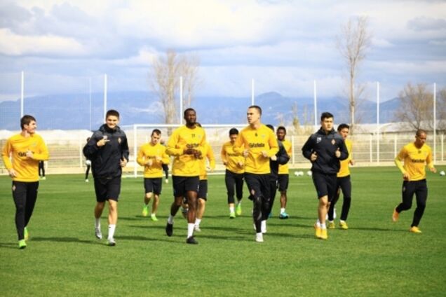 Матч запорізьких 'козаків' з казахами закінчився бійкою