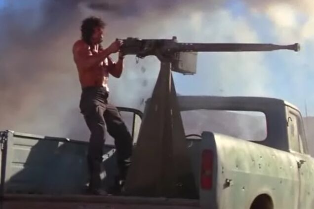 У Сніжне прорвався конвой з 'джипів', тонованих бронеавтобусів, 'Уралів' і пікапа з кулеметом