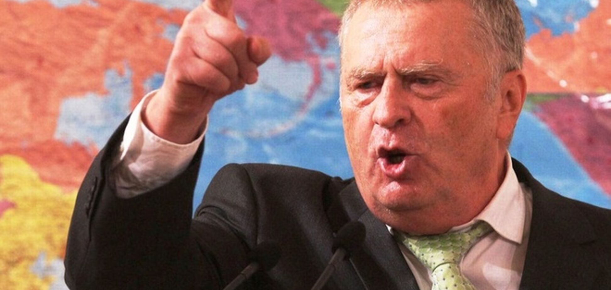 Шоу триває. Жириновський хоче 'спалити напалмом' Київ, щоб врятувати жителів Донбасу