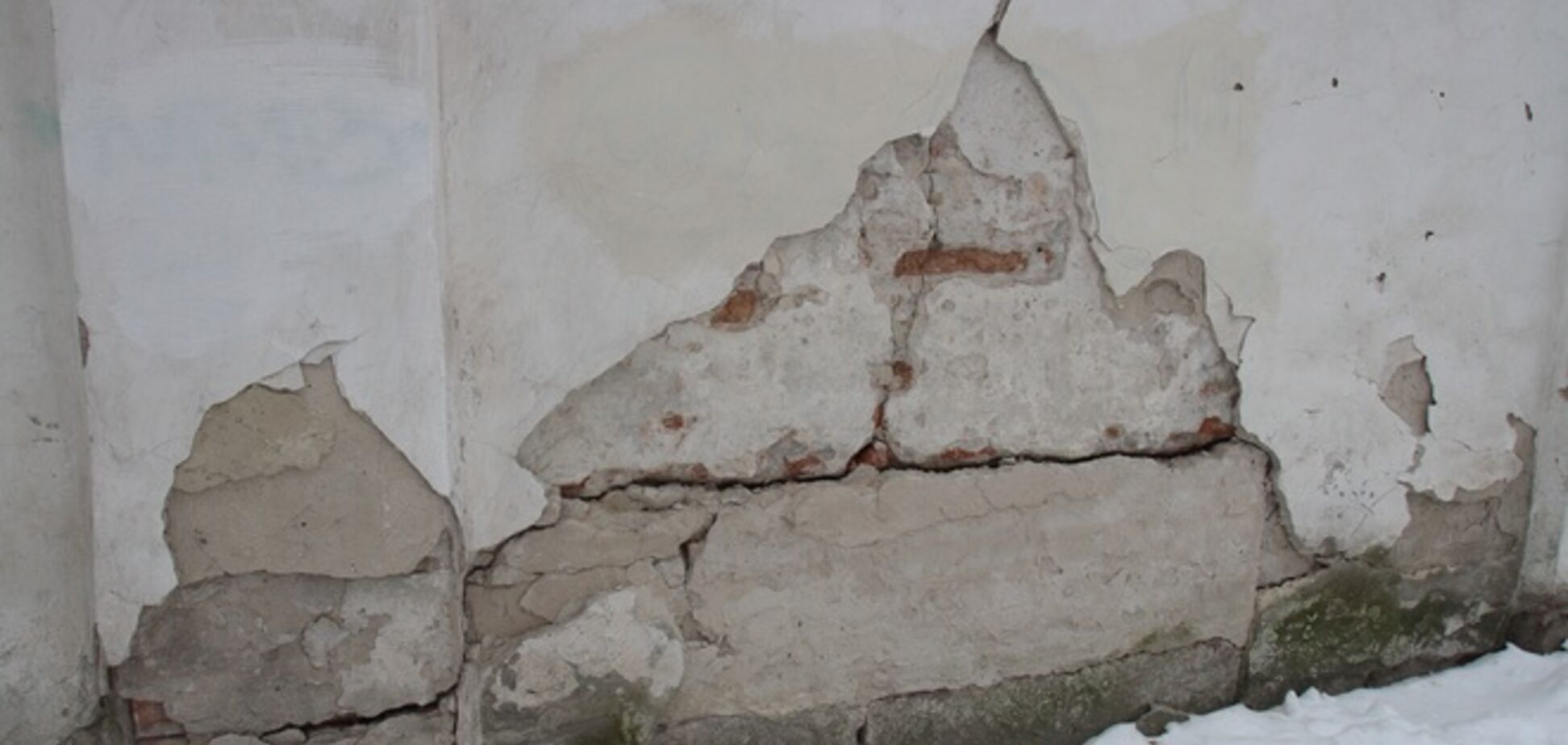 В 'Софии Киевской' может рухнуть аварийная стена