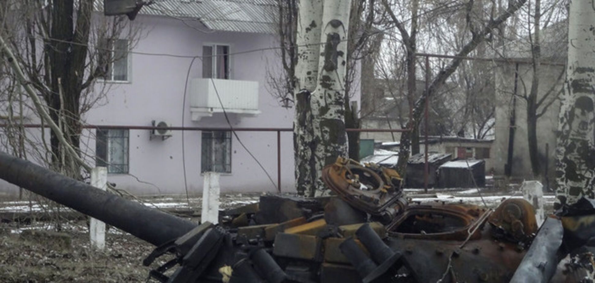 С начала вооруженного конфликта на Донбассе погибло более 5 тыс. человек - Bloomberg