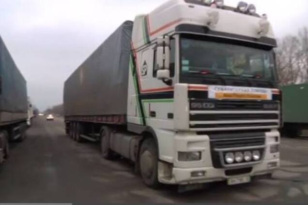 Штаб Ахметова надав допомогу близько 700 тисячам мирних жителів