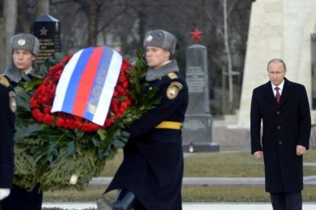 Угорці подали в суд на Путіна за підтримку диктатури