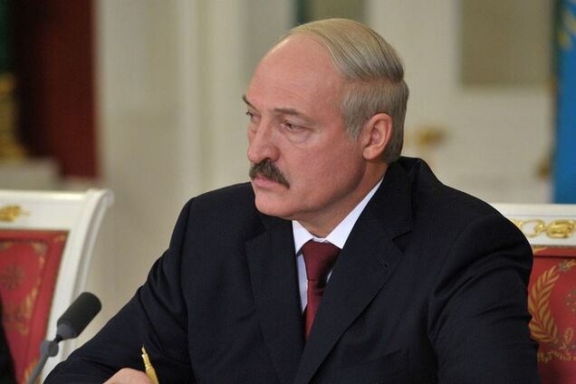 Лукашенко предложил вывести из Дебальцево украинских военных и разоружить их