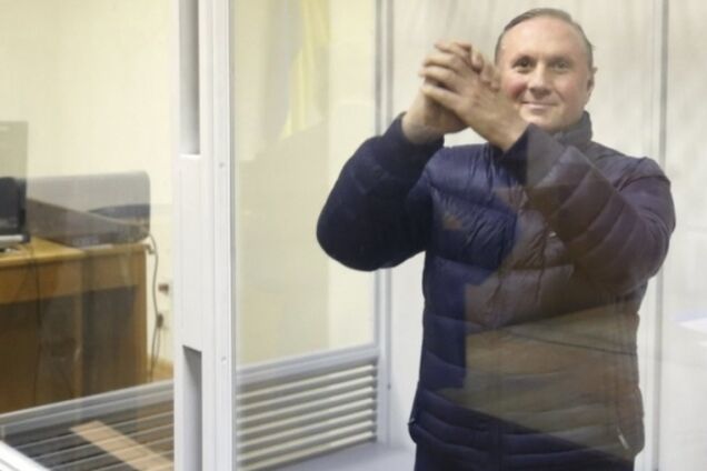 Ефремов рассказал, кто внес за него более трех миллионов залога