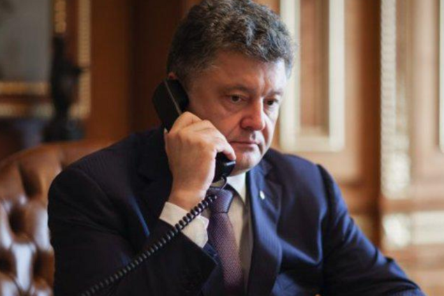 Порошенко напомнил США об обещанном Украине оружие