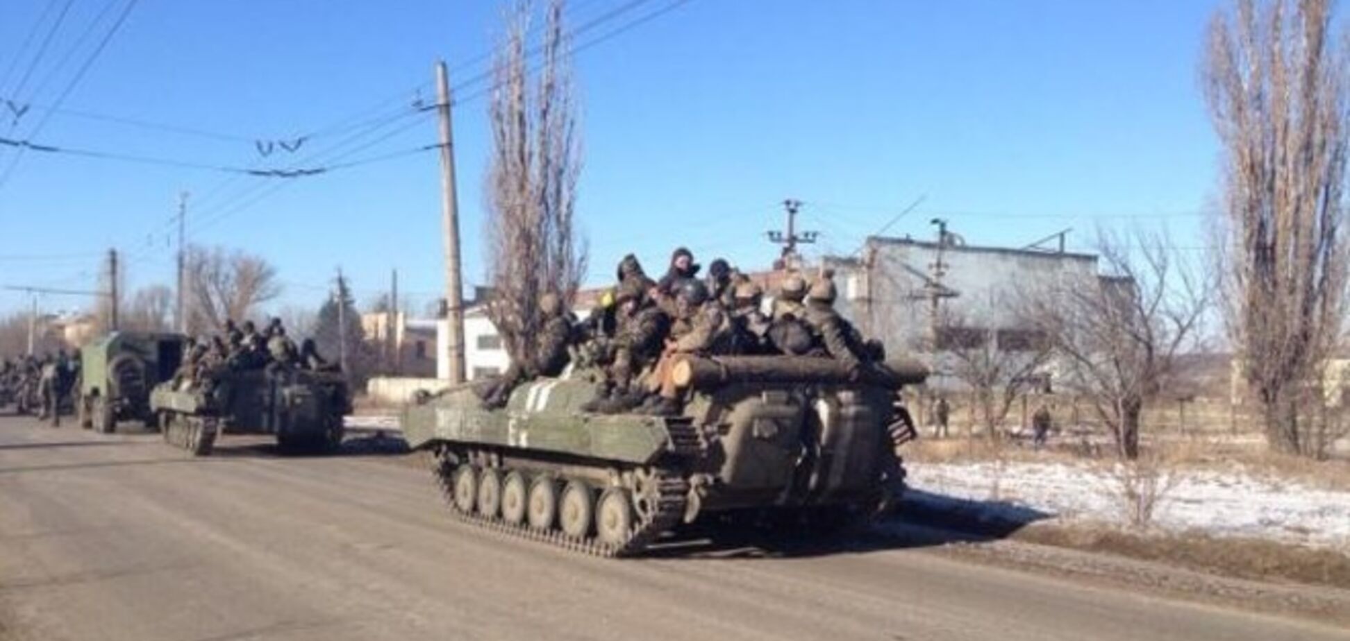 Штаб АТО уверяет, что военные продолжают боевую операцию в Дебальцево