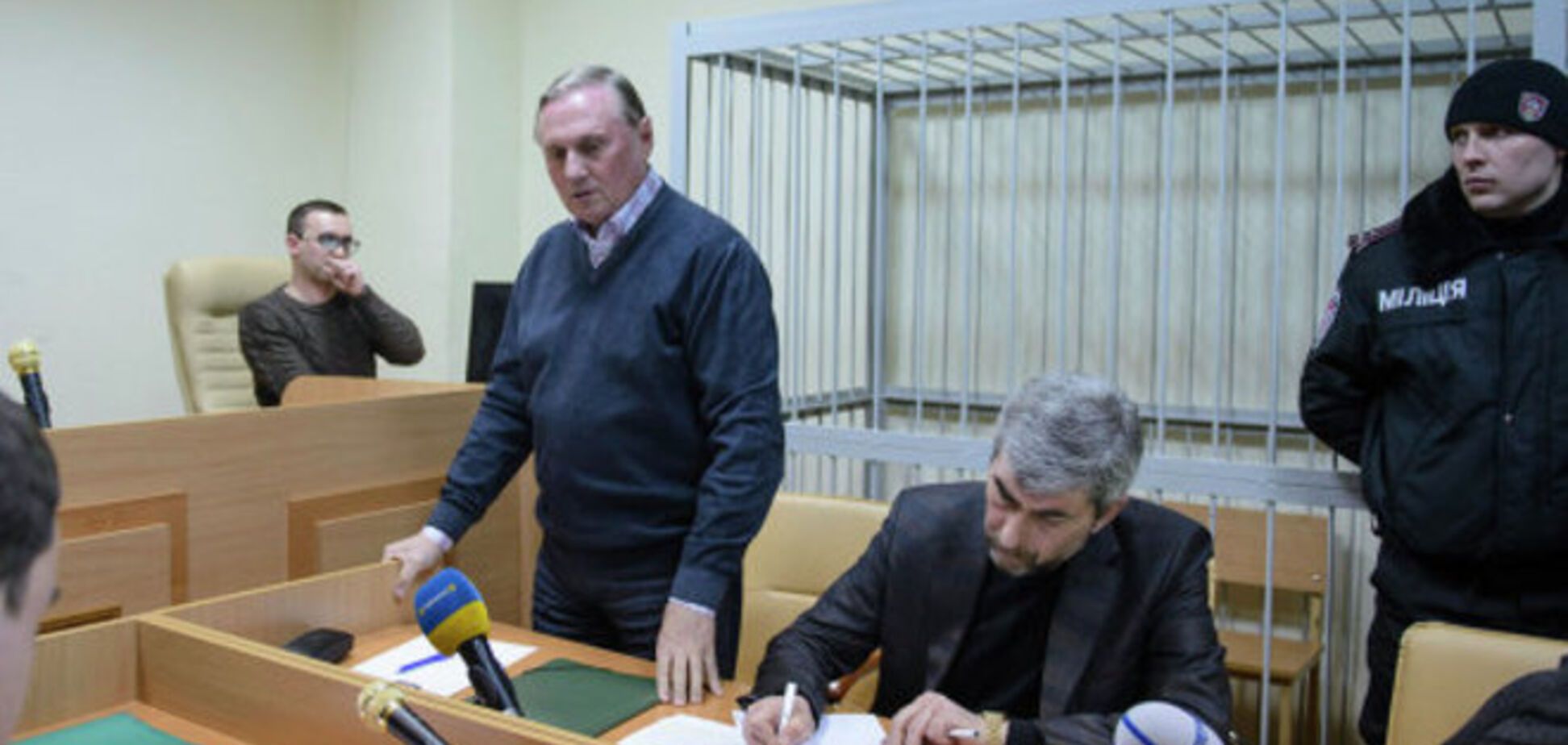 Суд по избранию меры пресечения для Ефремова объявил перерыв