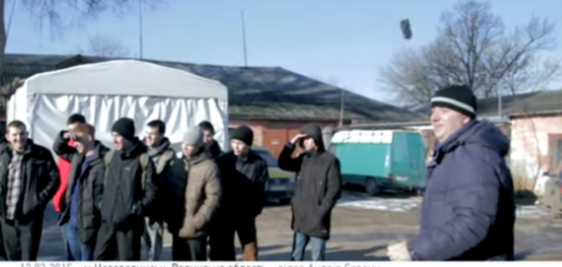 Украинские волонтеры разработали устройства, которые обезвреживают растяжки: видеофакт