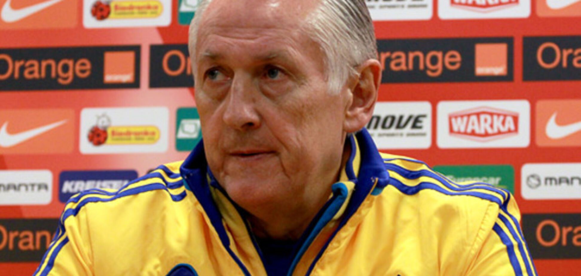 Тренер сборной Украины попросил перенести чемпионат страны