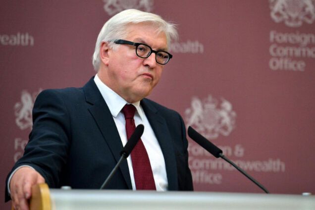 Германия пообещала вернуться к просьбе Украины про отправку миротворцев на Донбасс - Штайнмайер