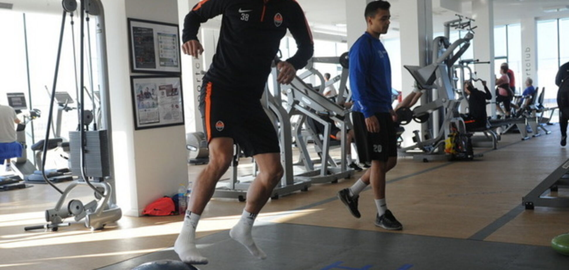 'Шахтер' пострадал из-за урагана