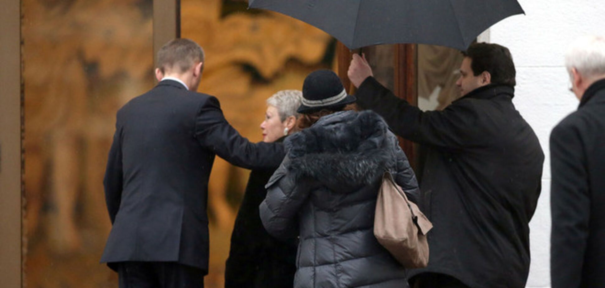 Политолог рассказал, что надо сделать, чтобы переговоры в Минске увенчались успехом