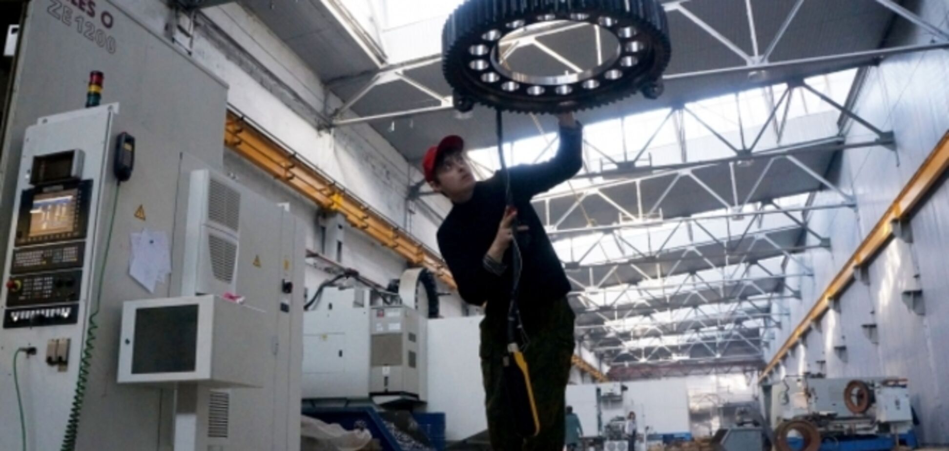 На вывезенном в Россию луганском заводе похвастали, что украинская фирма инвестирует в него 470 млн руб