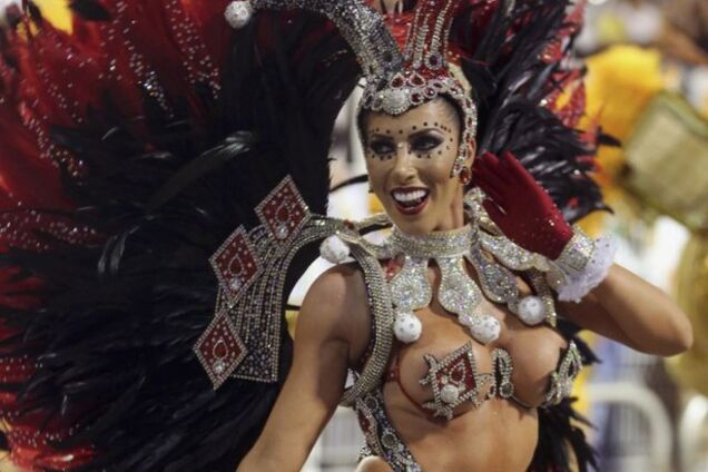 Зажигательные фото из карнавала в Сан-Паулу