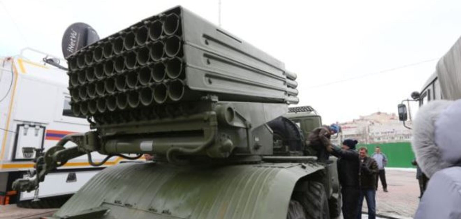 Оккупанты решили запугать крымчан военной техникой