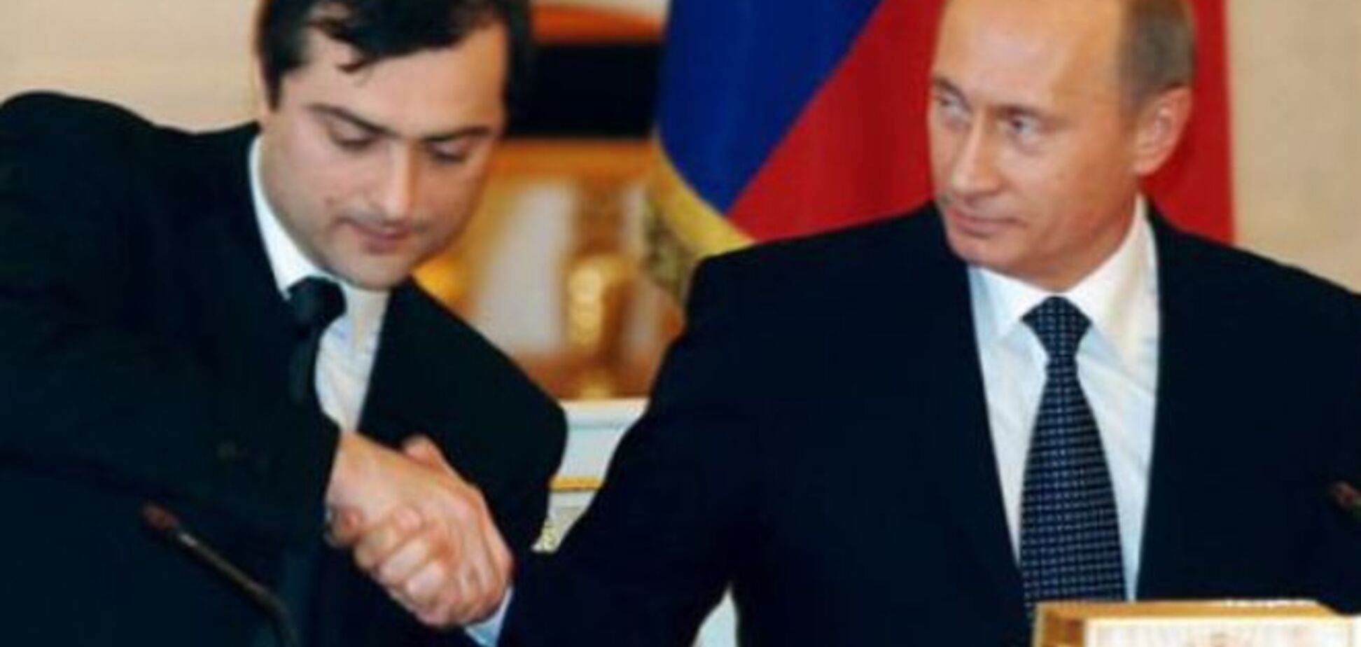 МИД России назвал 'бредом, достойным психушки' обвинения Порошенко в адрес помощника Путина