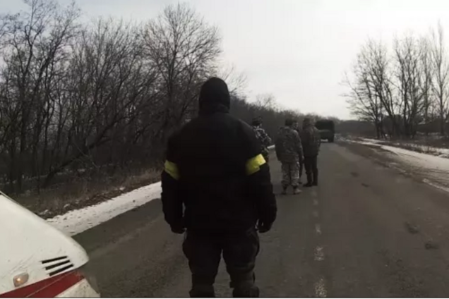 Бойцы 'Донбасса' обменяли пленного на тела трех погибших: опубликовано видео