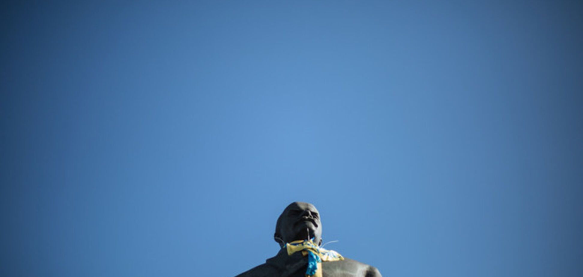 На Херсонщине разрушили два памятника Ленину