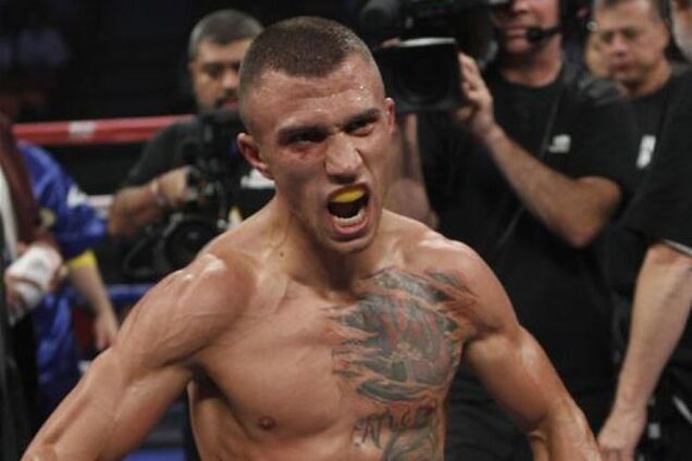 Украинский чемпион Ломаченко откроет супербой Мейвезер – Пакьяо