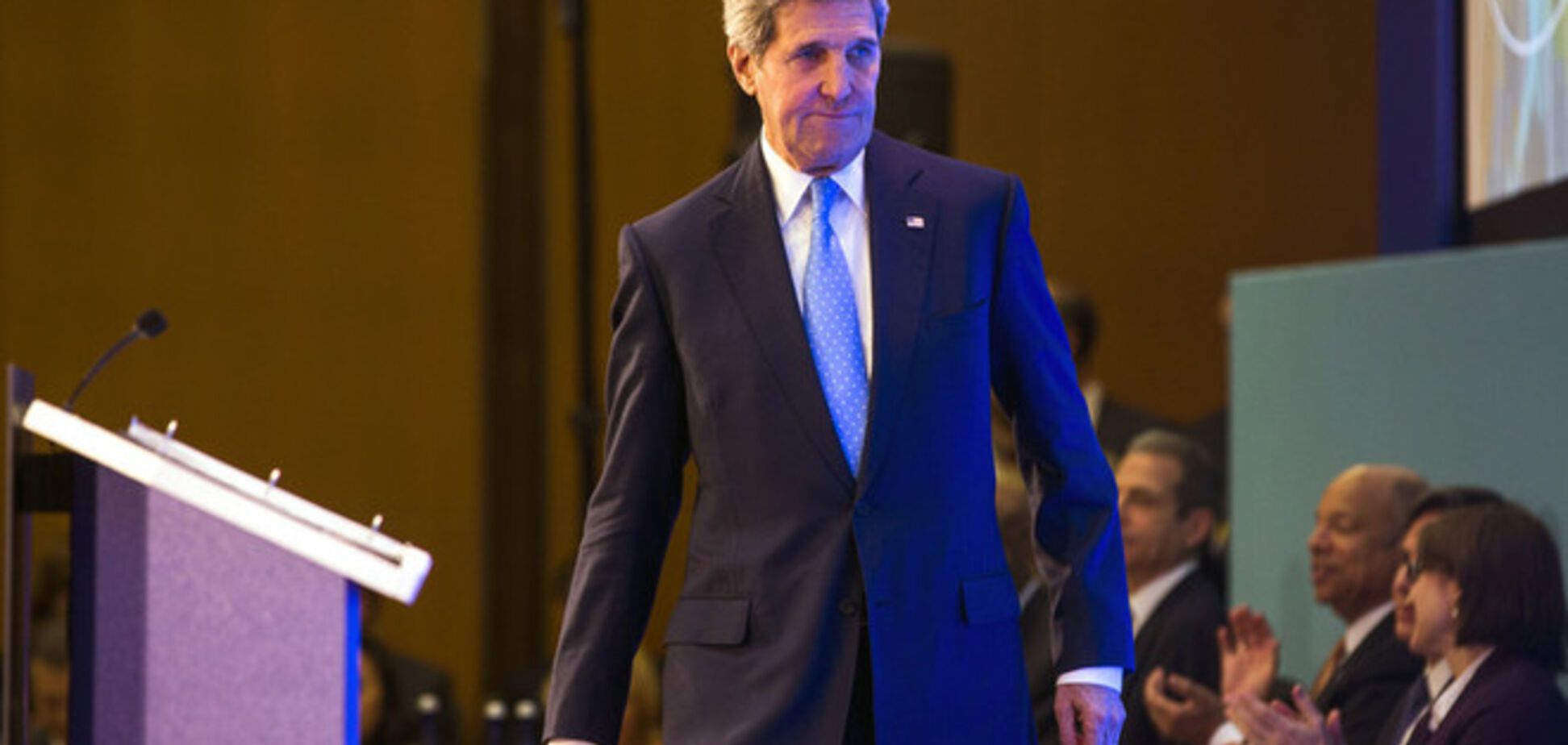 США и союзники не собираются играть в игры с Россией - Керри