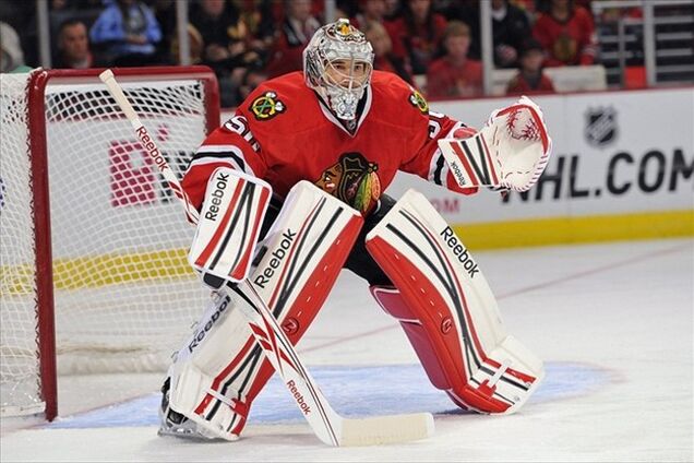 Канадский вратарь оконфузился в НХЛ: видео позора