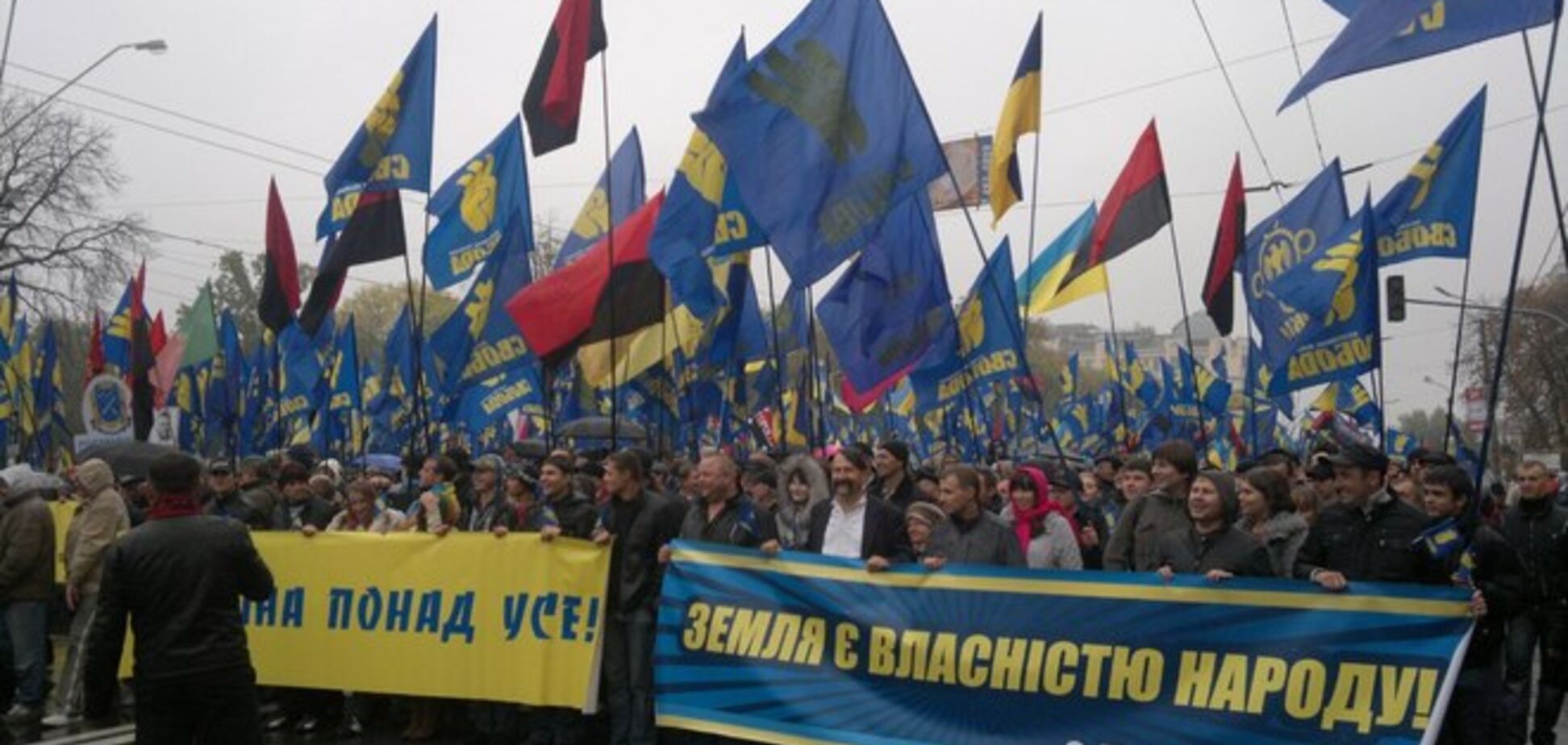 Кремль планує організувати в Києві націоналістичний 'Майдан' - The Sunday Times