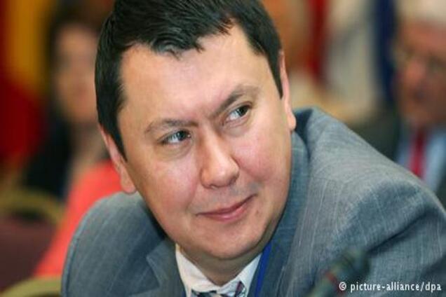 Как в Казахстане отнеслись к известию о смерти Рахата Алиева