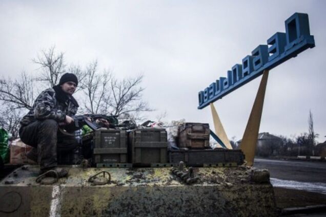 Террористы продолжают атаковать на Дебальцевском плацдарме и перестреливаются между собой