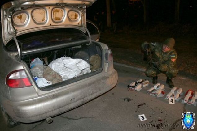 В Мариуполе нашли склад со взрывчаткой боевиков, которые обстреляли милиционеров