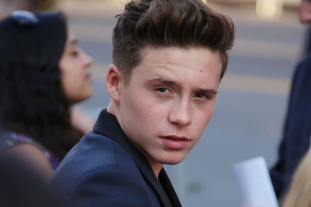 Старшого сына Бекхема выгнали из клуба за отсталость