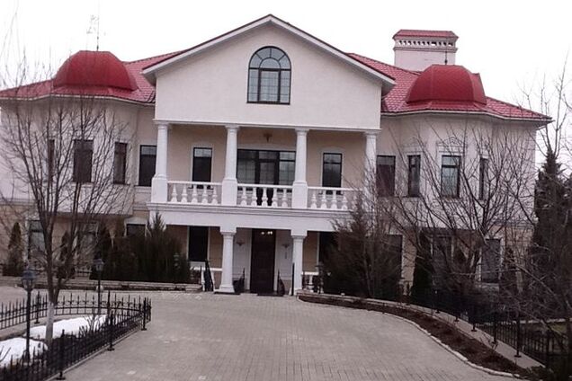 Ефремов пожаловался, что его дом в Луганске ограблен: вынесли многое