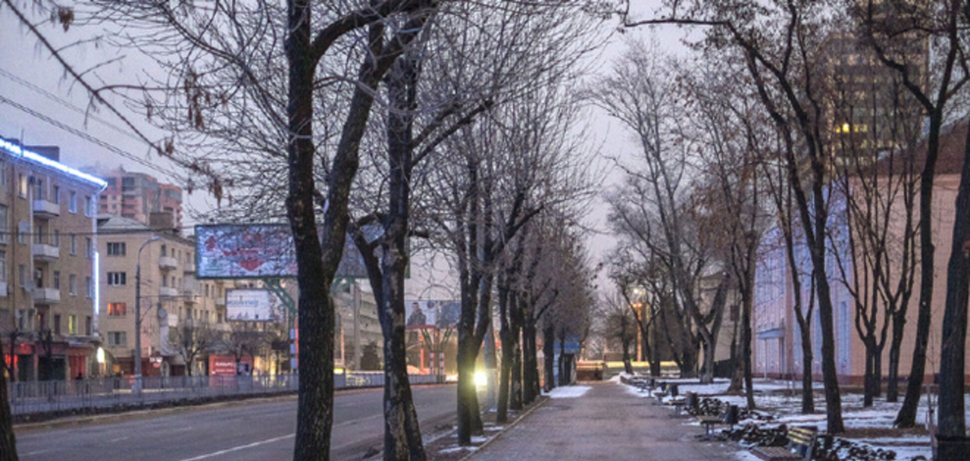 Луганск погрузился в вакуум: не работает ни мобильная связь, ни интернет