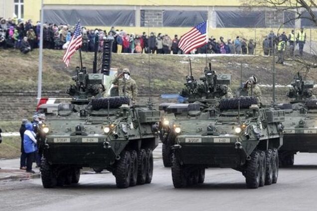 Военные парады США у границы с Россией - перспективы Путина печальны