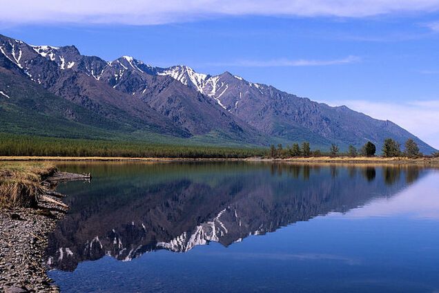 Уровень воды в Байкале упал ниже критической отметки