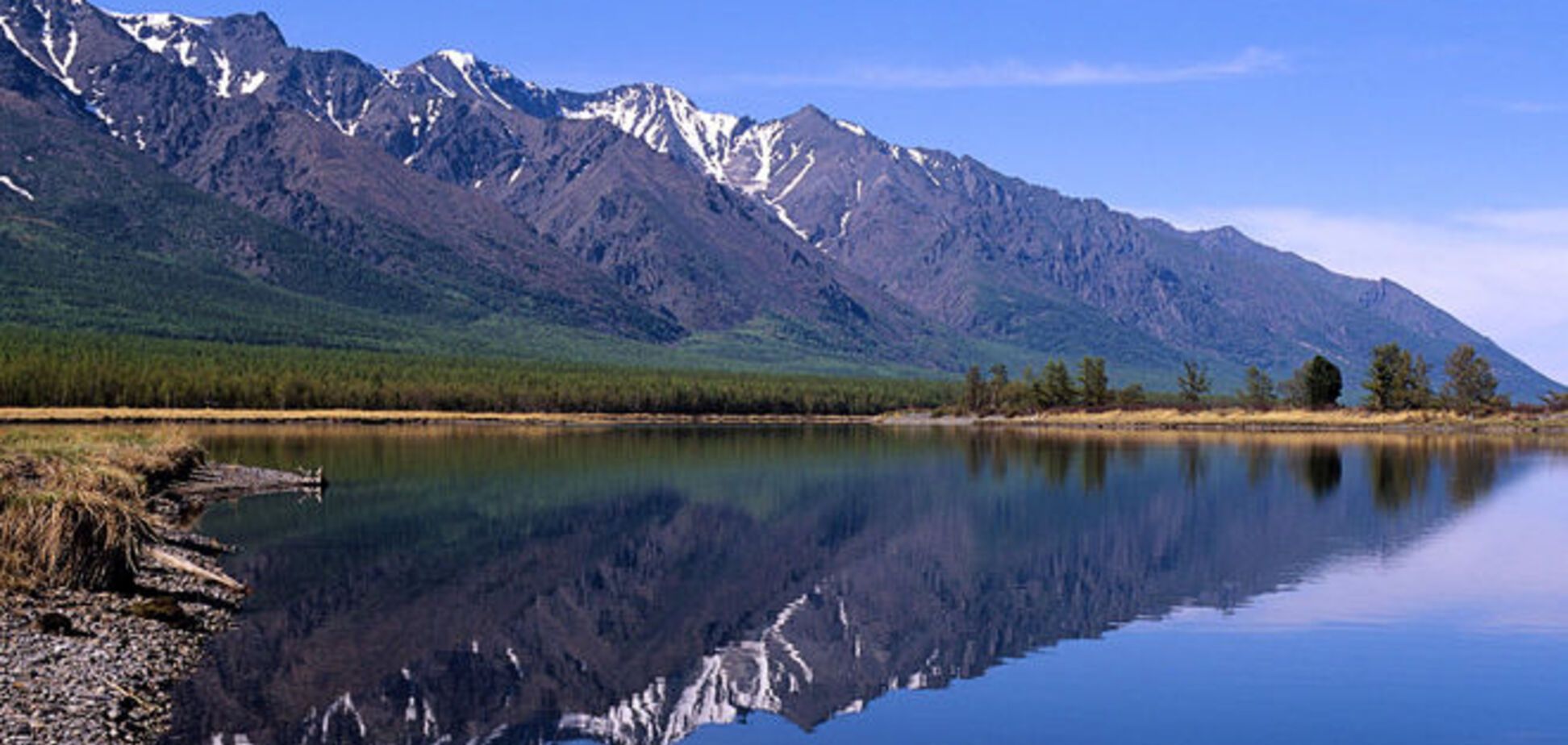 Уровень воды в Байкале упал ниже критической отметки