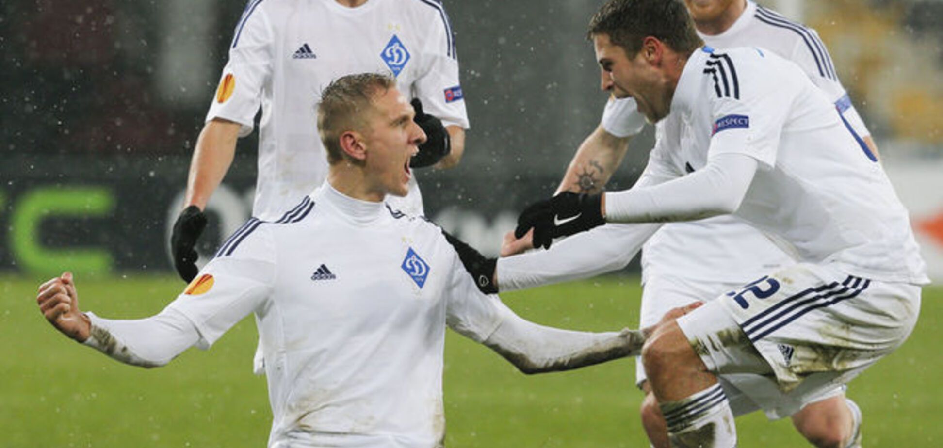 Как 'Динамо' с 'трактористами' билось: фоторепортаж