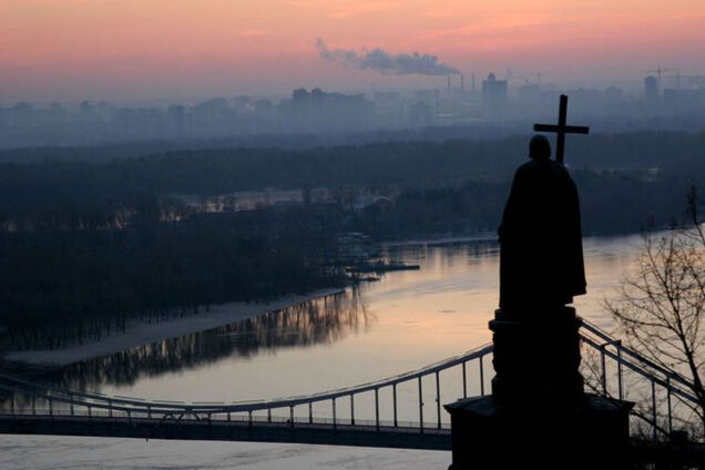 В России обвинили Порошенко в 'приватизации' князя Владимира Великого